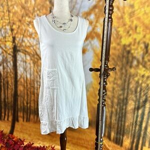 White short layering dress. no stretch.